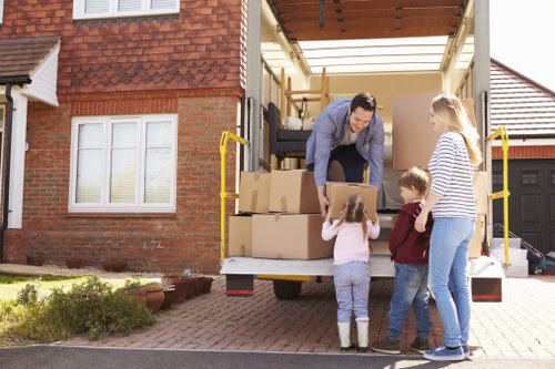 Removal van service for home and office moves