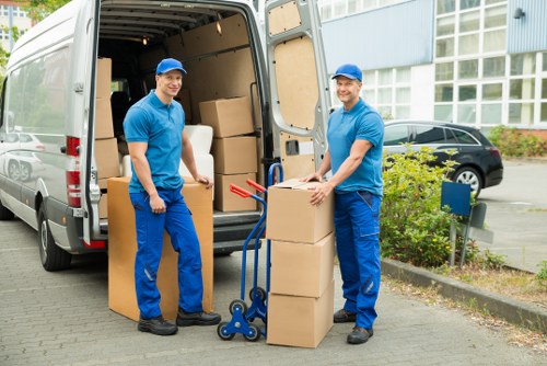 Commercial moving van service for London business transport