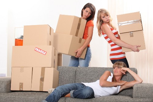 User managing cookie settings on a movers site
